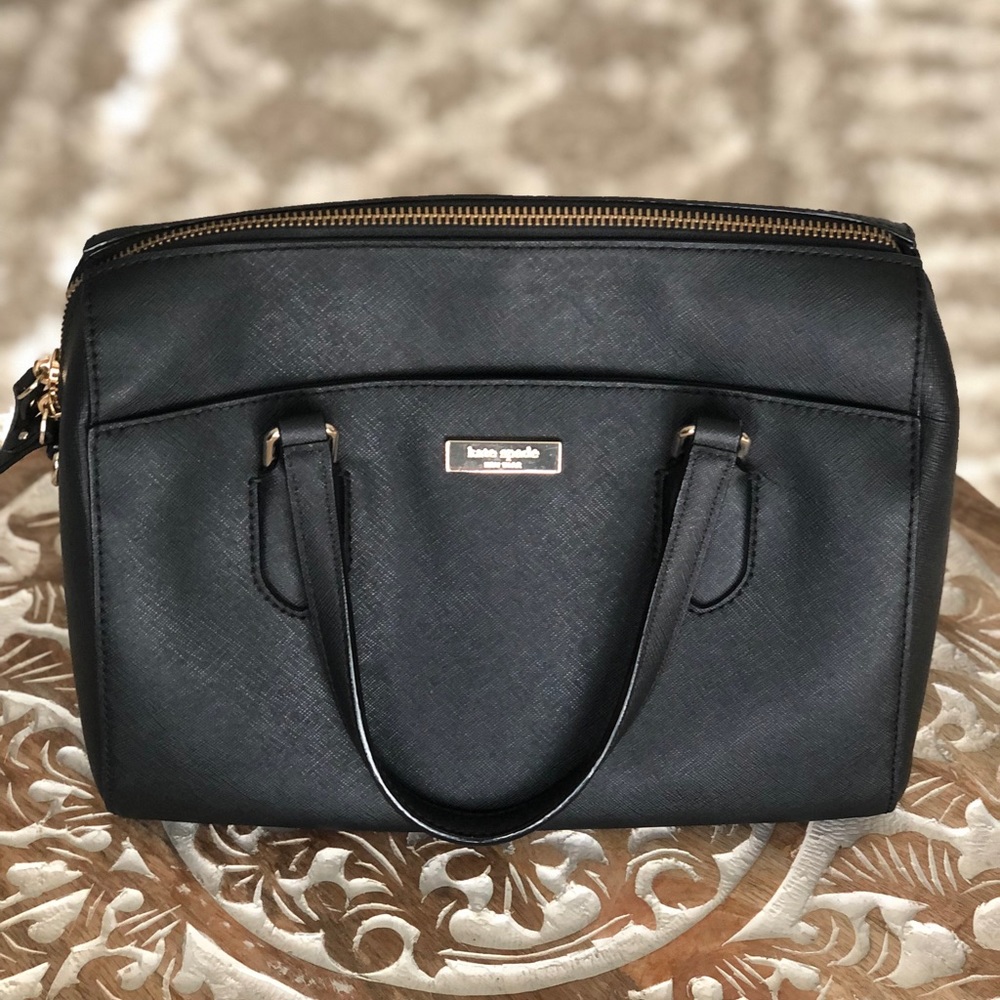🎉Host pick🎉{Kate Spade} Duffel leather purse